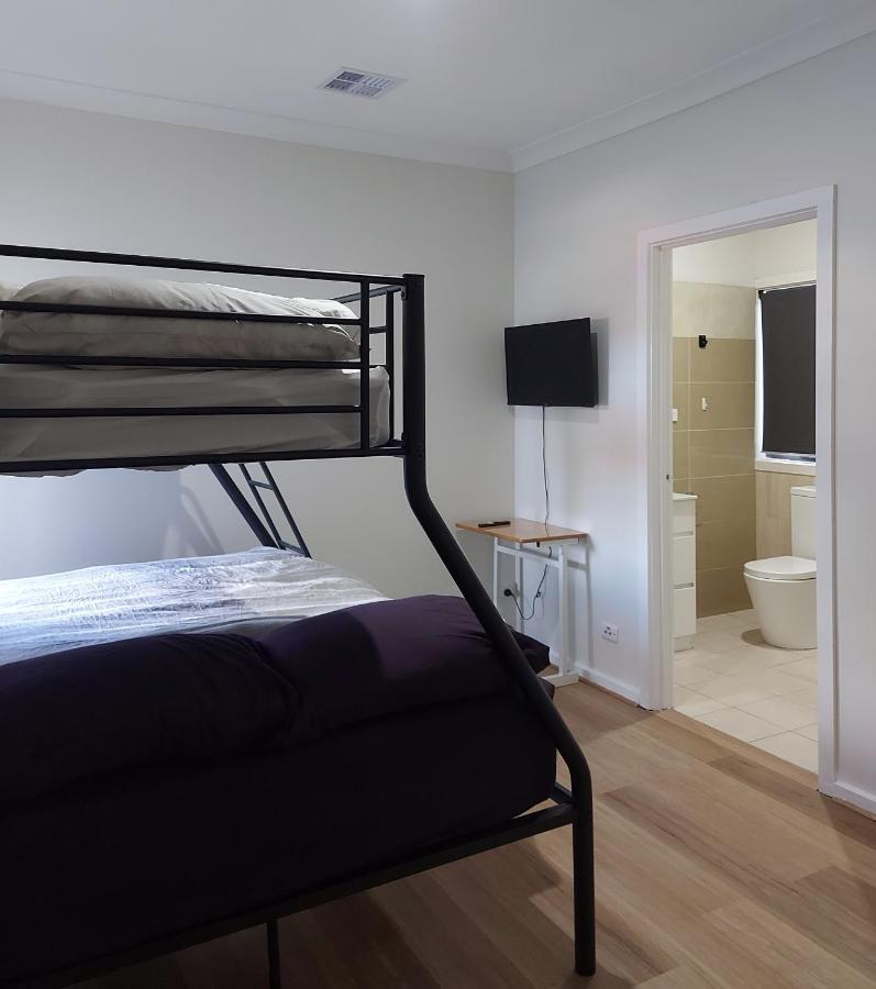 Maruve Guesthouse 12 Min From Melb Airport Melbourne Kültér fotó